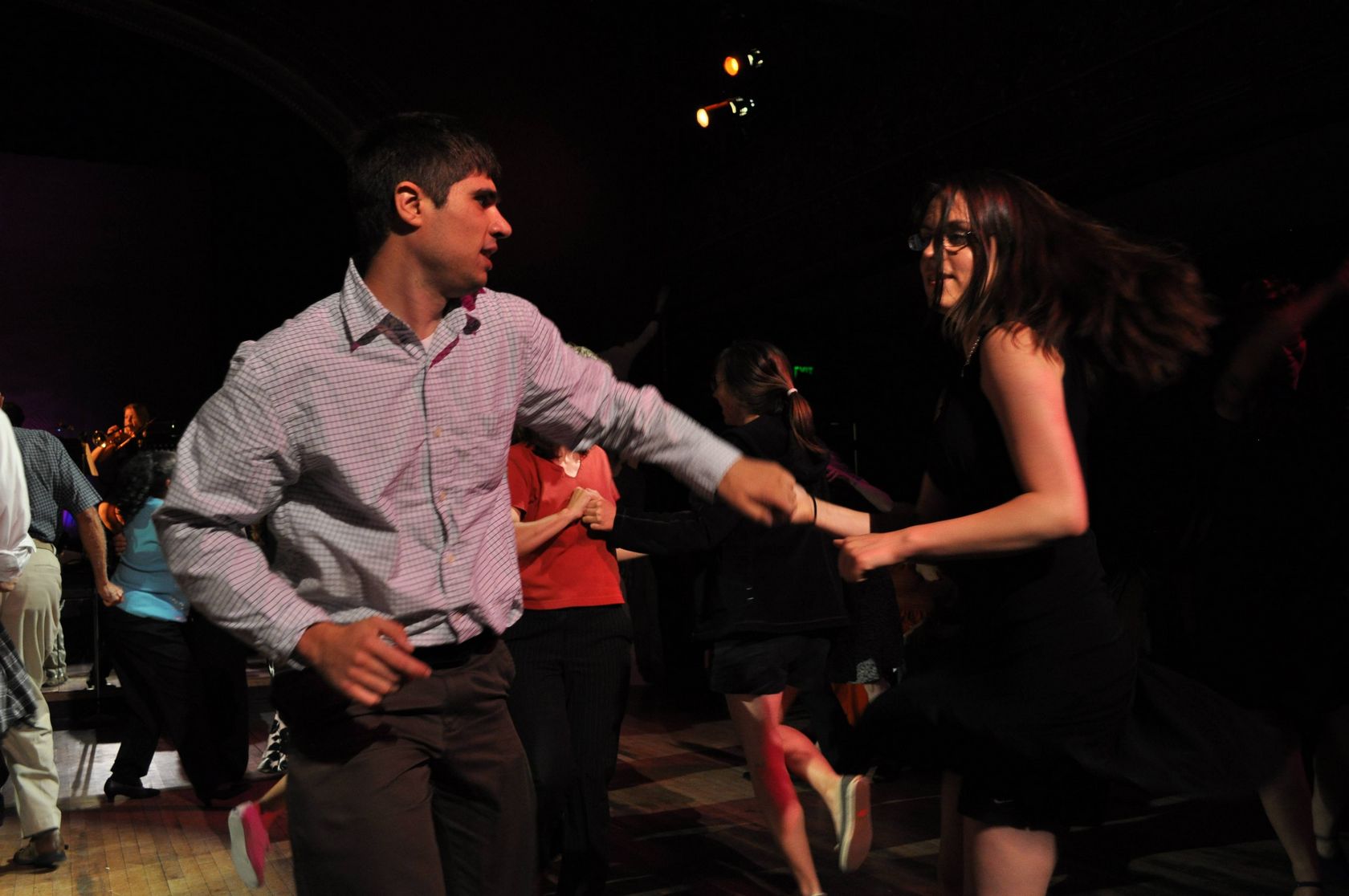 SofiaDate Viewpoint: A world of Love in hand